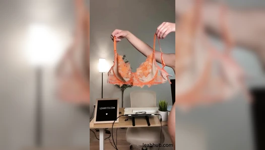 Leahfitxx - Lingerie haul, blonde girl showing off her orange lingerie wait for [66792d8c6beaf]