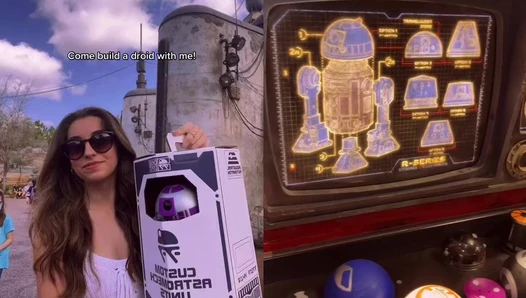 Lea Martinez - masstiktok slayeas Meet R2 Slay galaxysedge starwars viral GOkCWfdD