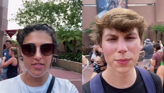 Lea Martinez - masstiktok slayeas Star Wars roast sesh starwarsslander passingthephone I5MaWfeS